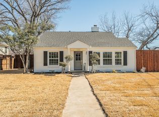 100 Crestwood Dr, Fort Worth, TX 76107