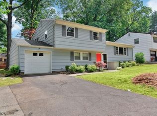 7 Bromley Dr, West Orange, NJ 07052
