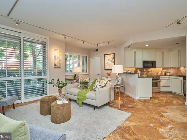 1300 13th St NW APT 102, Washington, DC 20005