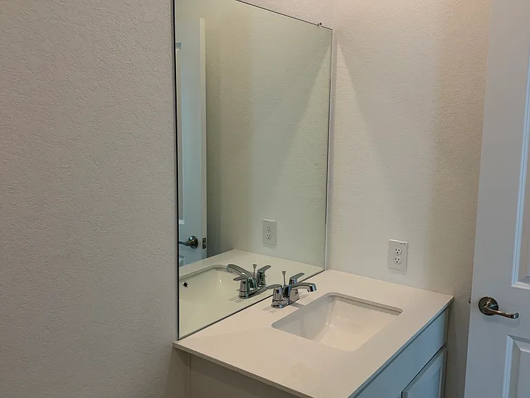 1446 Leticia Gln — Photo 11