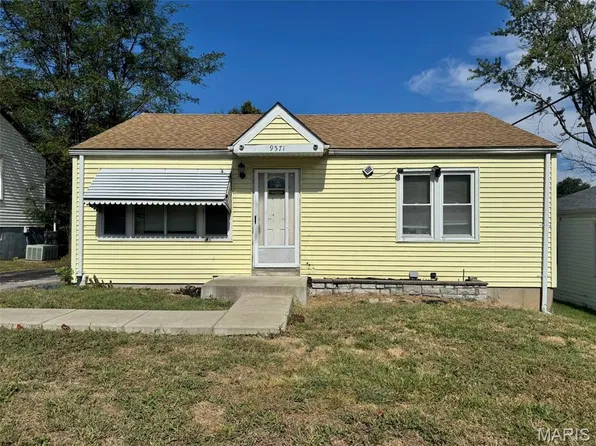 9571 Pagewood Ave, Saint Louis, MO 63114