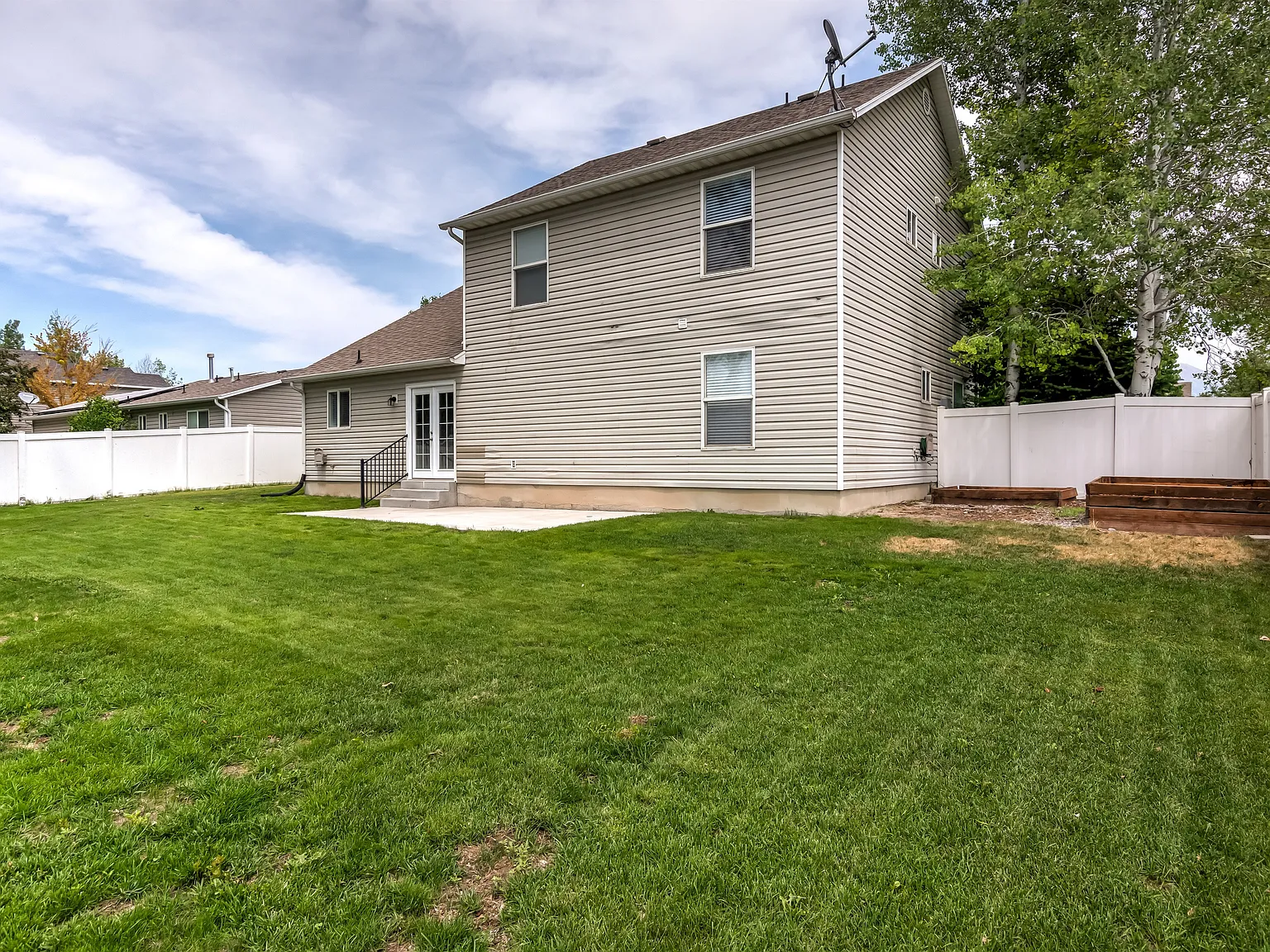 630 S 1370 W — Photo 3