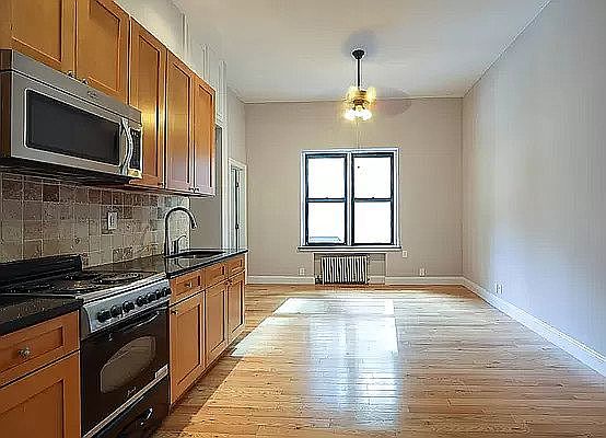 1st image of 1693 Broadway #5E