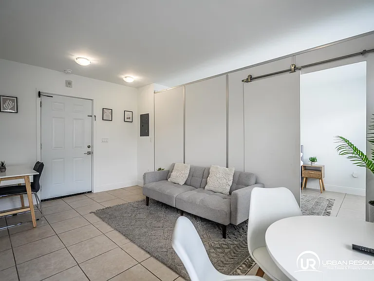 6971 Carlyle Ave #207 — Photo 7