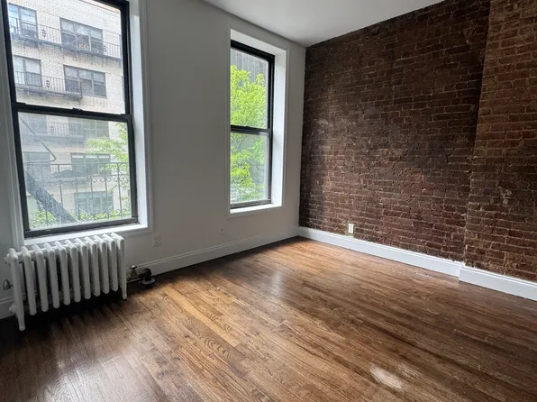 507 East 81st Street image 1 of 5