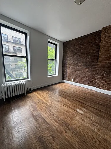 507 E 81st St #10 Photo 1