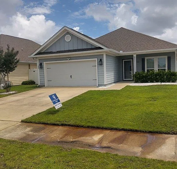 122 N Shoreview Dr — Photo 1