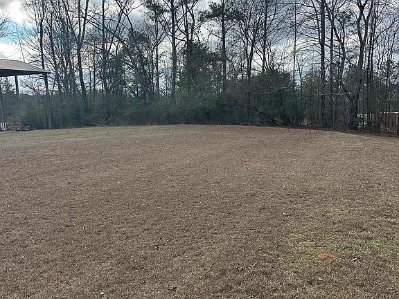 4th image of 777 Rickwood Caverns Rd