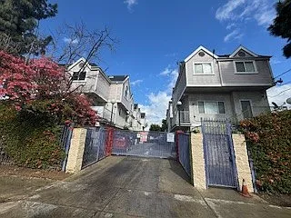 641 E 27th St #105 — Photo 8