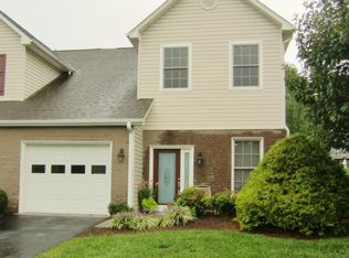 2686 Blossom Trl E, Blacksburg, VA 24060