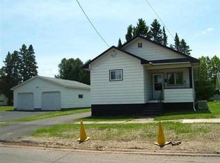 347 W Larch St, Ironwood, MI 49938
