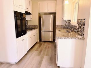 56566 Aberdeen Dr #A, Yucca Valley, CA 92284