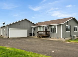 3895 Gienger Rd, Tillamook, OR 97141