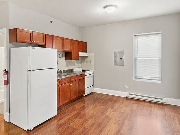 2nd image of 119 N Hickory St APT C