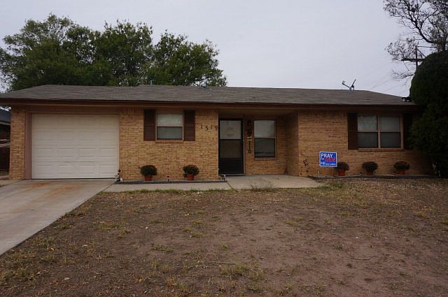 1st image of 1319 Gregory Dr