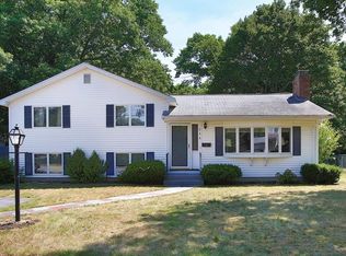 228 Valley Rd, Needham, MA 02492