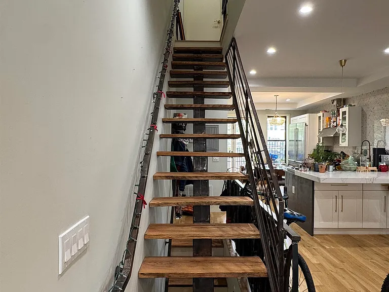 164 Harrison Ave #2 — Photo 18