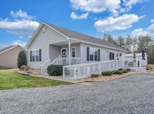 6406 Scruggs Rd, Moneta, VA 24121