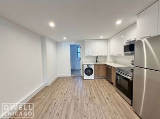 933 W Carmen Ave #1, Chicago, IL 60640