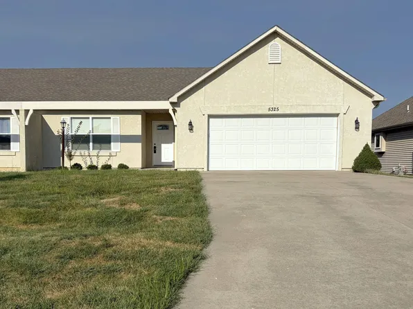 5325 NW Lana Ct, Topeka, KS 66618
