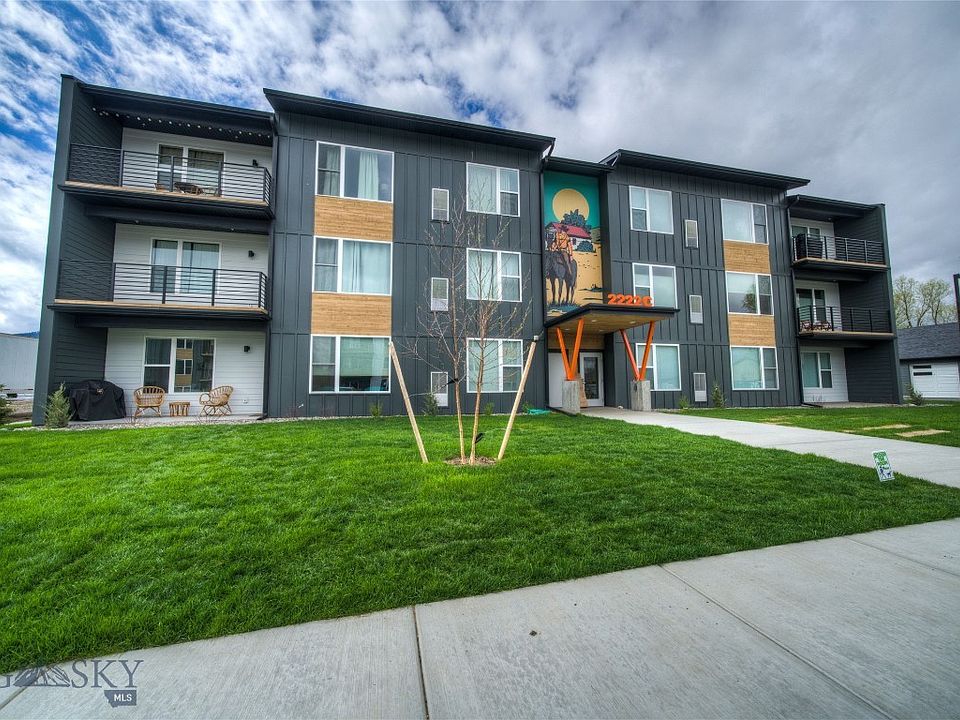 1st image of 2221F Willow Dr #97