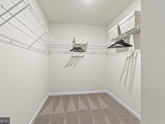 3rd image of 17395 Riverside Dr