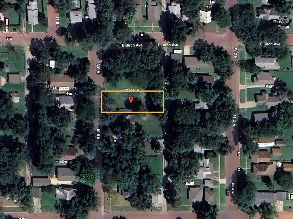 722 N B St, Arkansas City, KS 67005