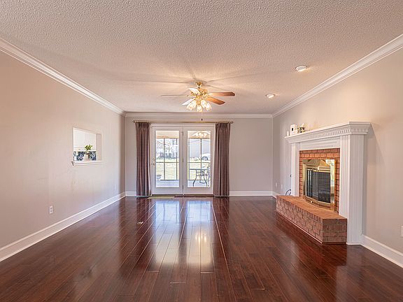 4th image of 430 Frawley Rd