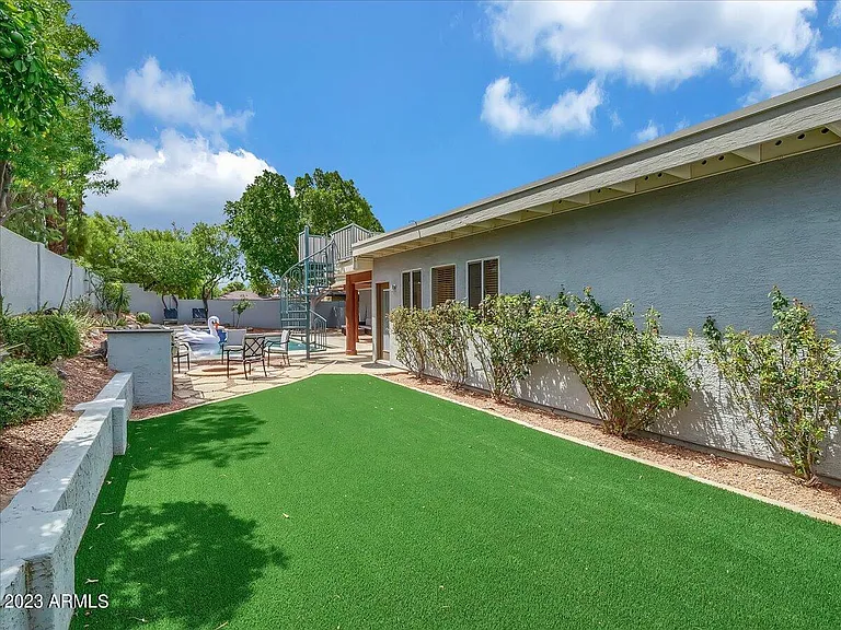3351 E Las Rocas Dr — Photo 49