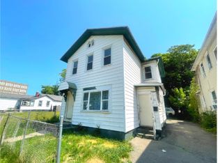 40 Galusha St, Rochester, NY 14605