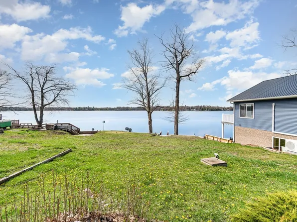 5714 Lakeview Dr, Hale, MI 48739