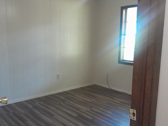 3rd image of 1721 George Dr