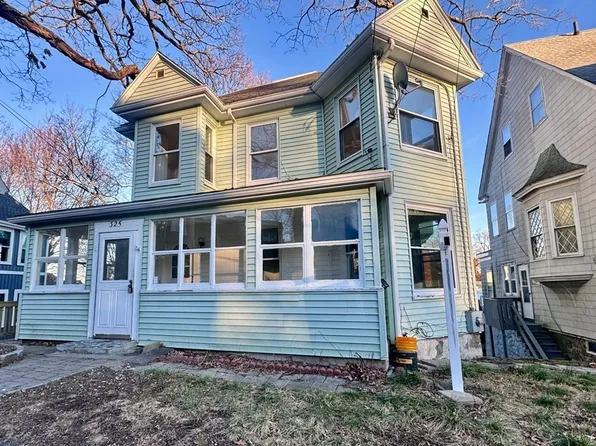 325 Summer St, Malden, MA 02148
