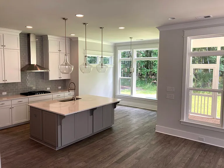 2668 Fountainhead Way — Photo 2