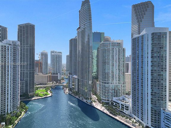 3rd image of 300 Biscayne Boulevard Way #3605W