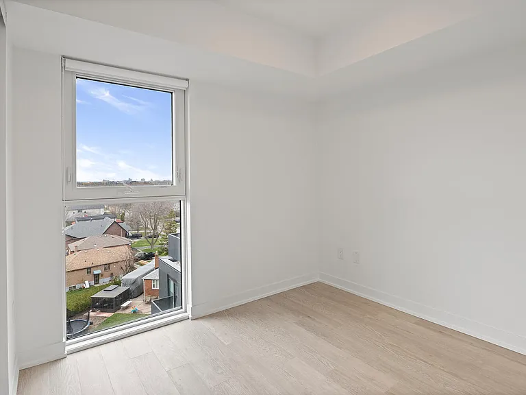 480 Wilson Ave — Photo 18