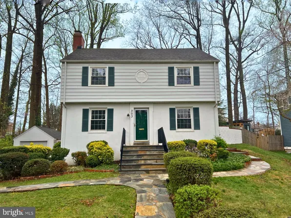 303 Poplar Dr, Falls Church, VA 22046