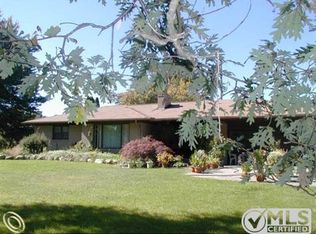 3169 Curtis Rd, Leonard, MI 48367