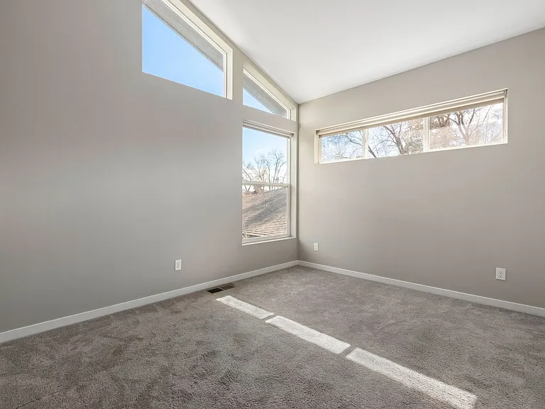 809 Forest St — Photo 17