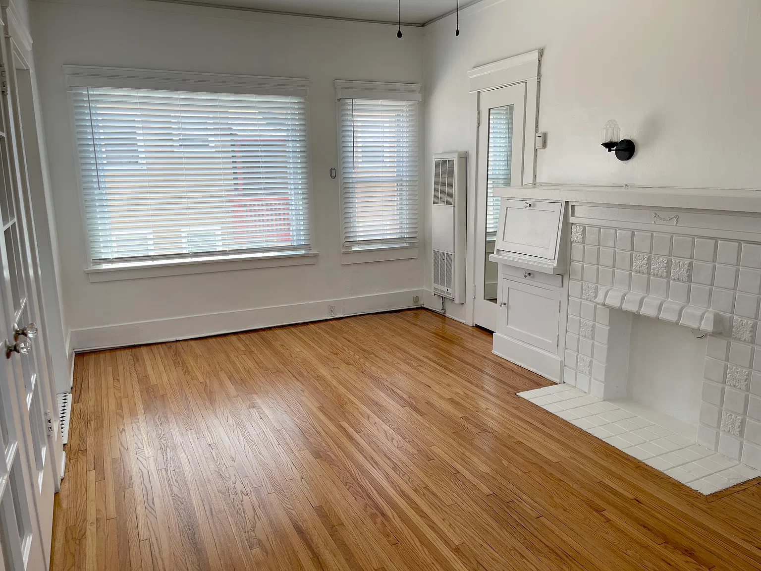 Studio, 400 sqft, $1,595 — Photo 3