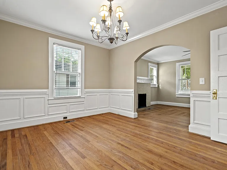 202 S Carolina Dr — Photo 11
