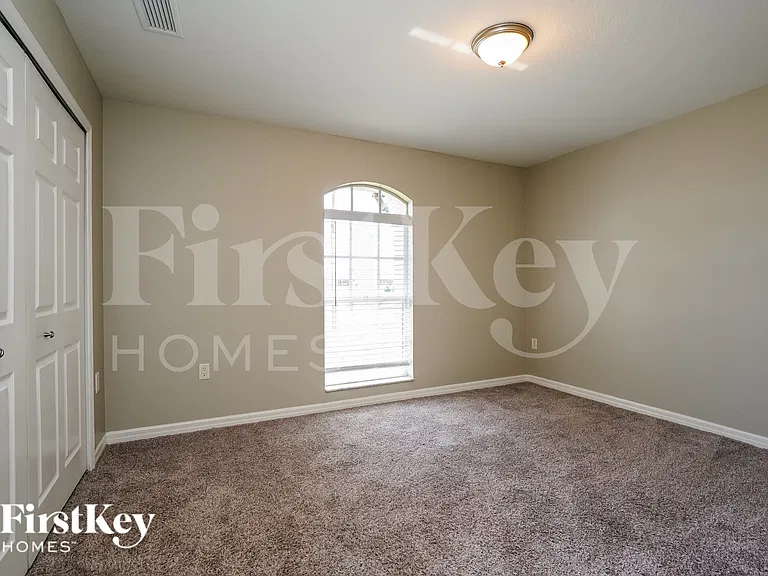 2912 SW 2nd Ave — Photo 12