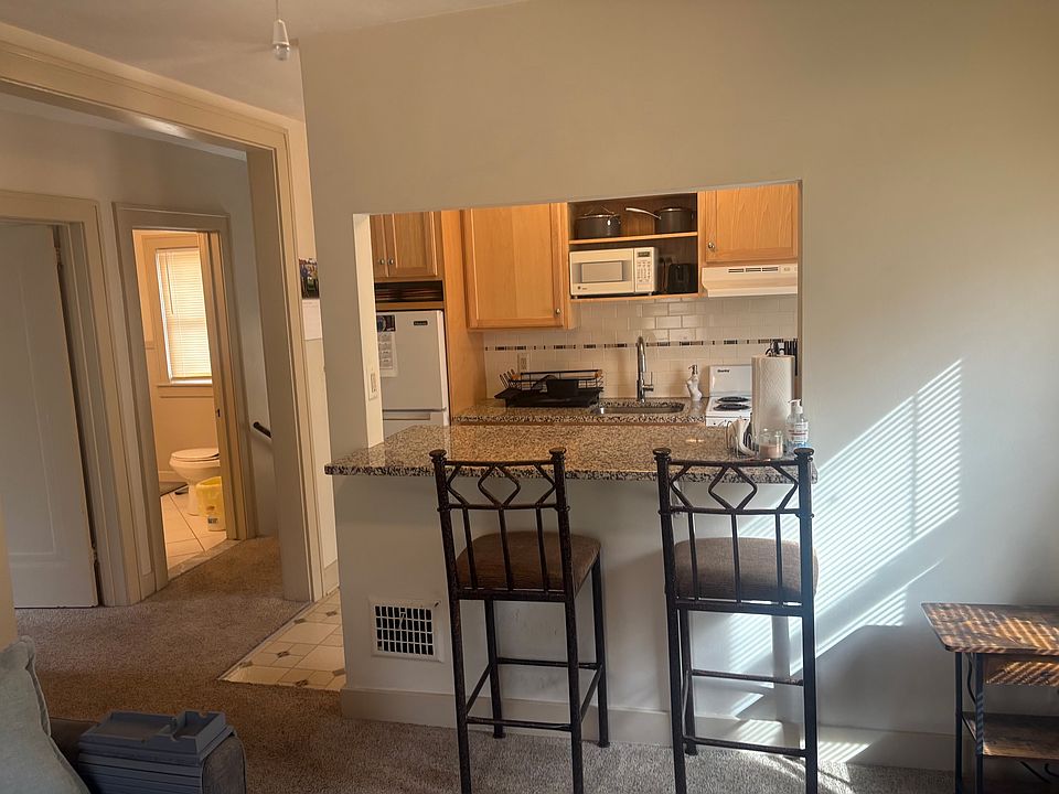 1026 Batavia Ave #2, photo 4