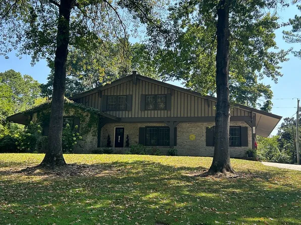 108 Shady Ln, Athens, AL 35613