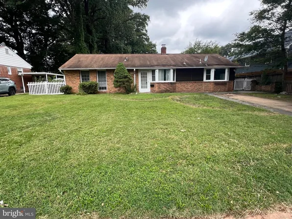 5818 Gloucester Ave, Springfield, VA 22150