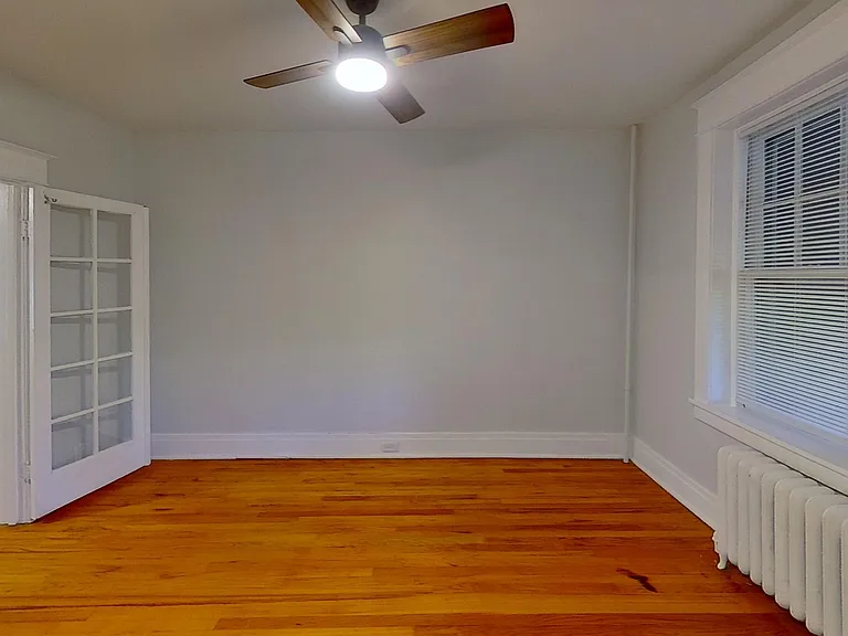 568 Park Ave #1 — Photo 10