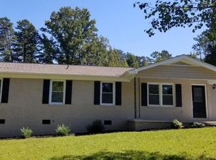 701 Longforest Dr, Seneca, SC 29672