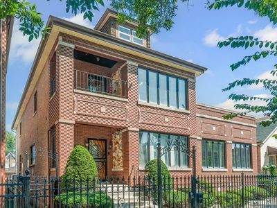 3011 S Emerald Ave, Chicago, IL, 60616
