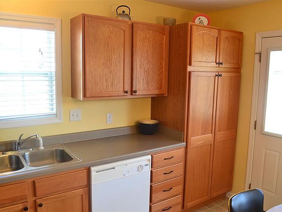 4th image of 7219 W Upland Ct