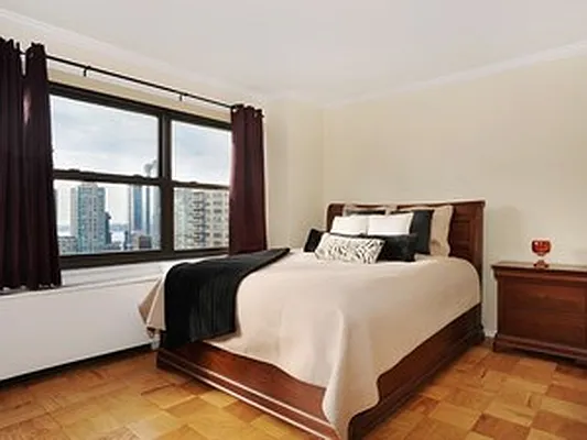 Sold by Corcoran | media 9